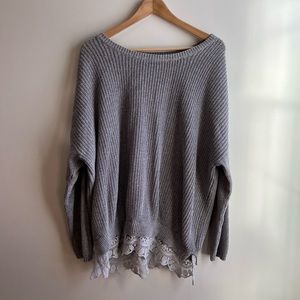 Pins & Needles Gray Tunic Sweater with Lace Trim. Size Large